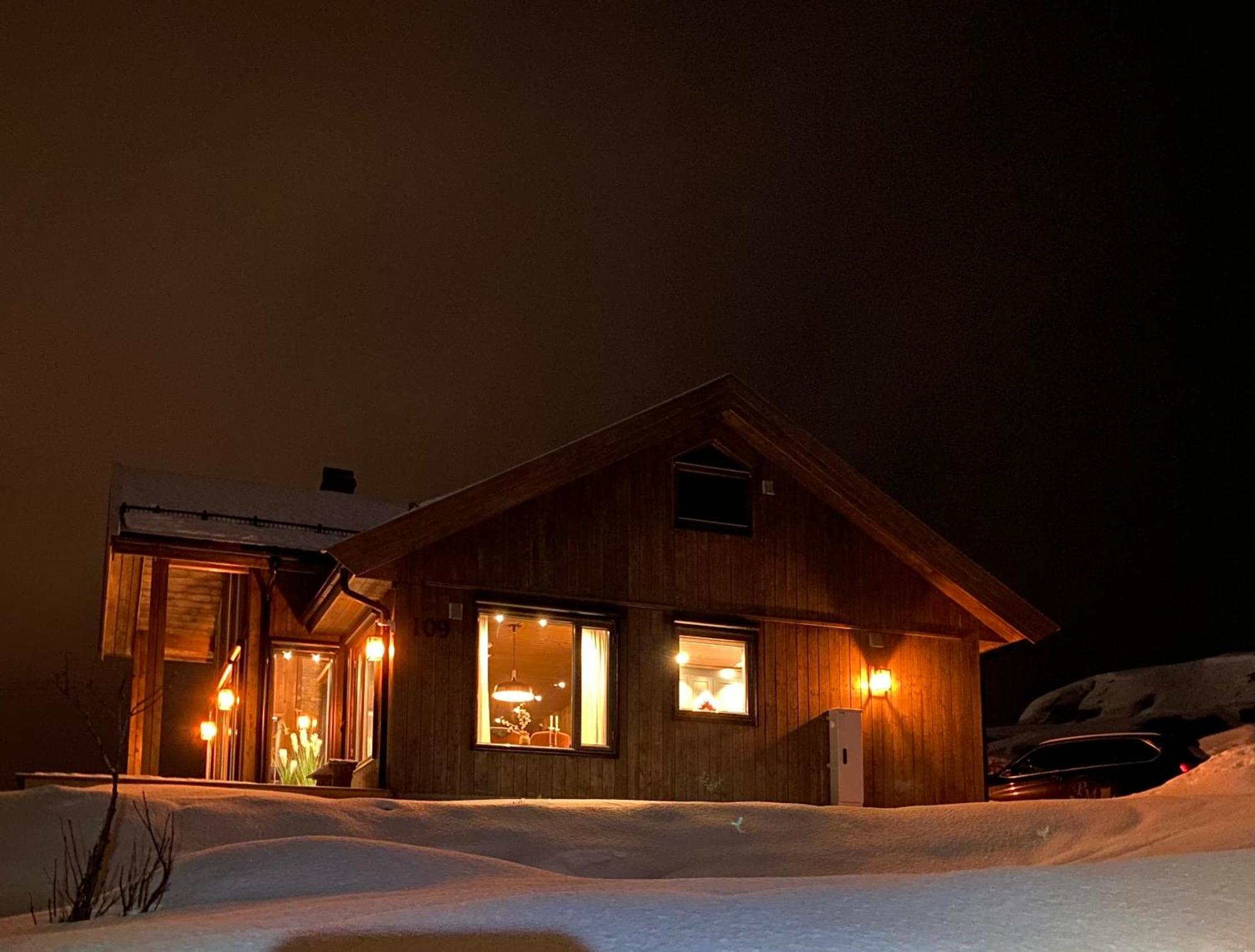 Superior Cabin Ballstad Lofoten Esterno foto