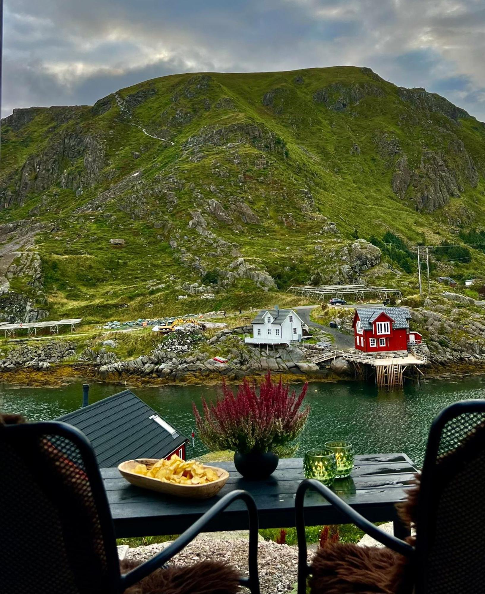 Superior Cabin Ballstad Lofoten Esterno foto