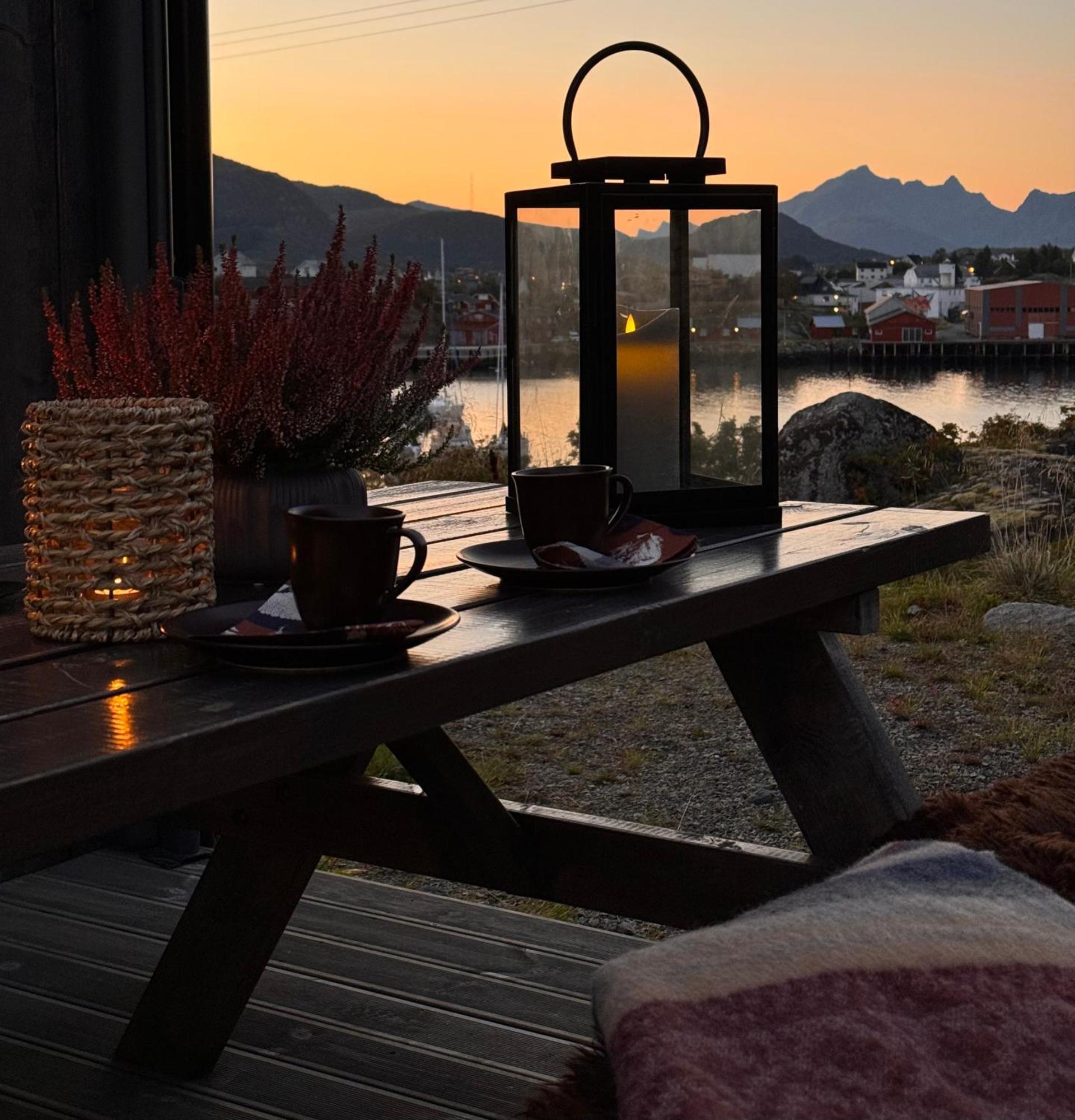 Superior Cabin Ballstad Lofoten Esterno foto